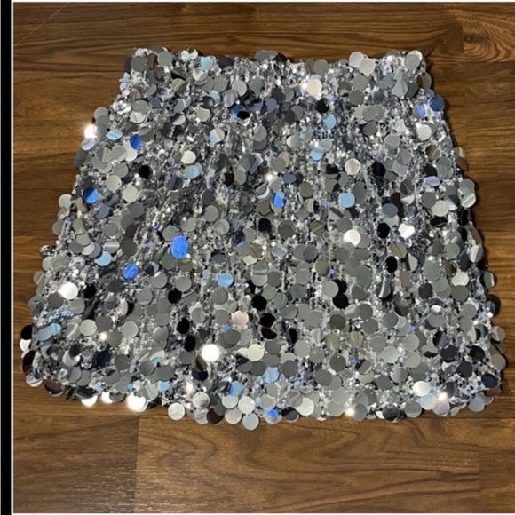 Elastic waist band Sequin Skirt silver color - Picture 3 of 4
